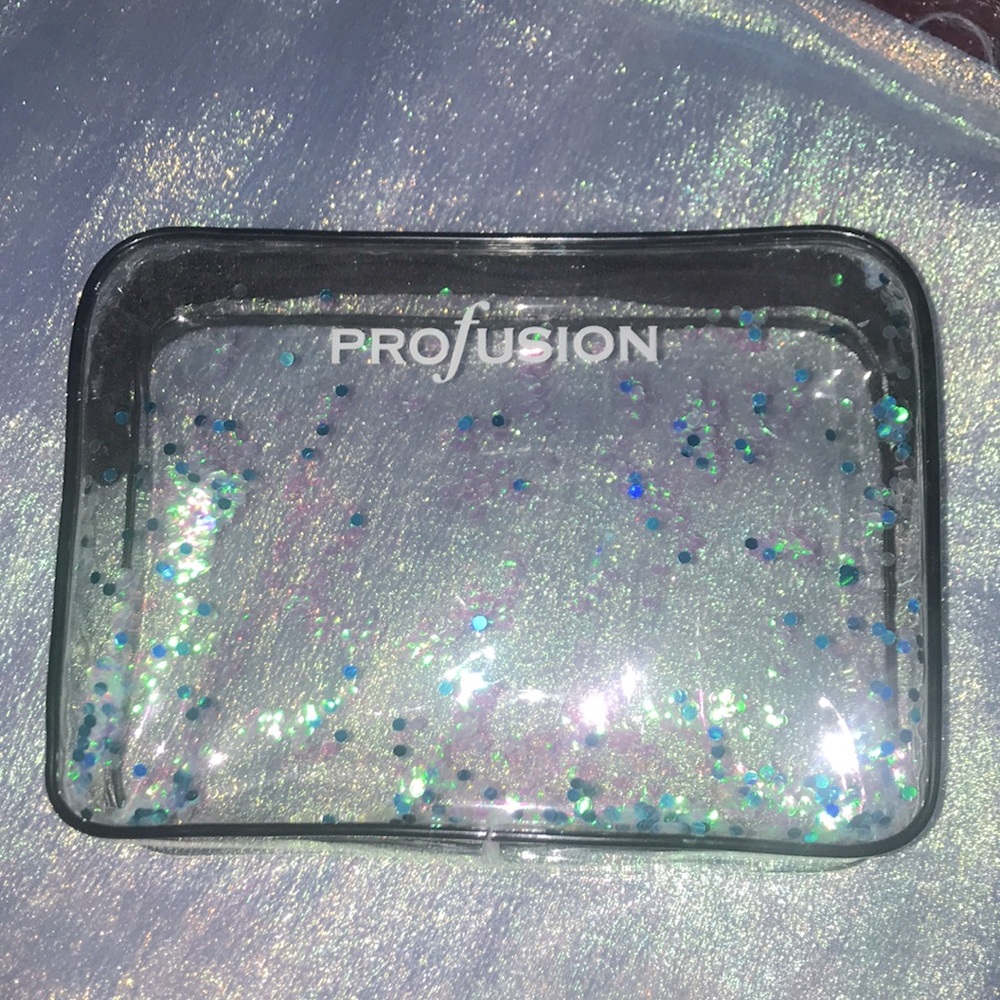 6/$15 Profusion Cosmetics Clear Glitter Cosmetic Bag